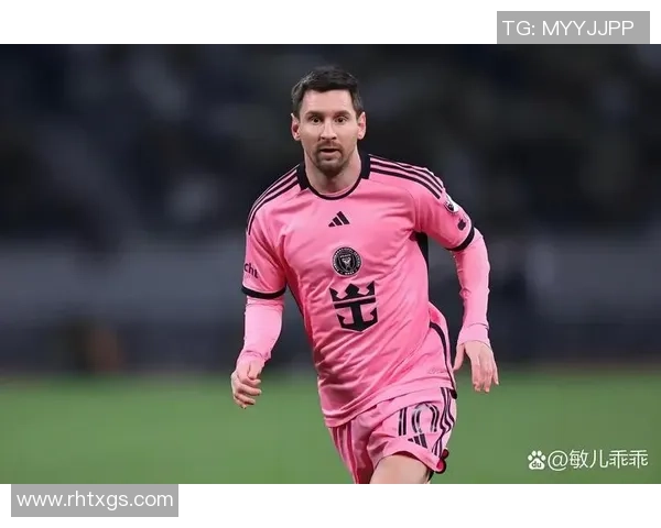 全球足球巨星荣耀之路:从草根到巅峰的奋斗历程与传奇故事 全球足球巨星荣耀之路:从草根到巅峰的奋斗历程与传奇故事