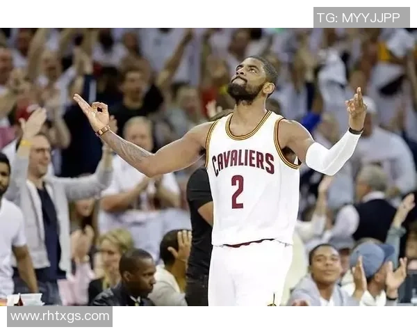 足球球星十字架庆祝动作背后的意义与文化探析 足球球星十字架庆祝动作背后的意义与文化探析